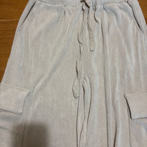 NWOT Gilli Ribbed Cargo Pants - Picture 3 of 6